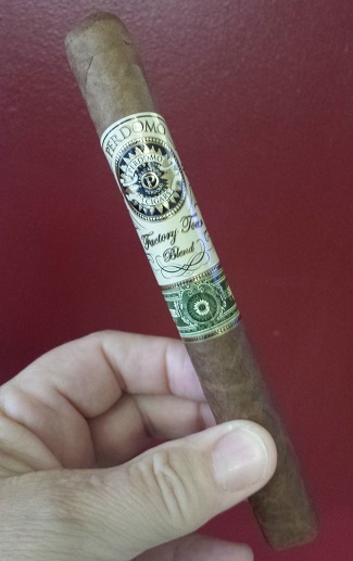 Perdomo Factory Tour Blend Series Sun Grown 1